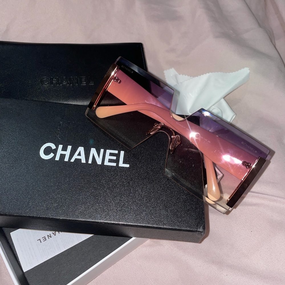 Rare/Limited Edition Chanel Ombré Sunglasses